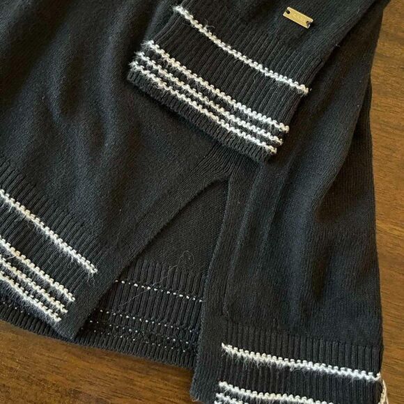 Tommy Hilfiger: Oversized Pullover Sweater, Black, X-Small - Picture 11 of 12